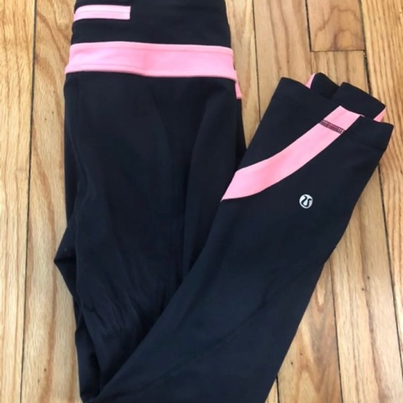 Lululemon Cropped Leggings - Picture 1 of 1
